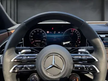 MERCEDES-BENZ E 53 AMG Hybrid 4M