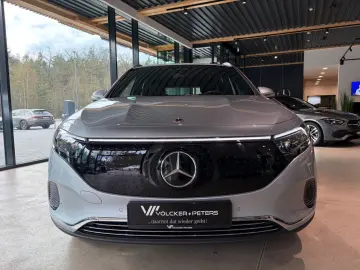 MERCEDES-BENZ EQA 300 4M KEYLESS