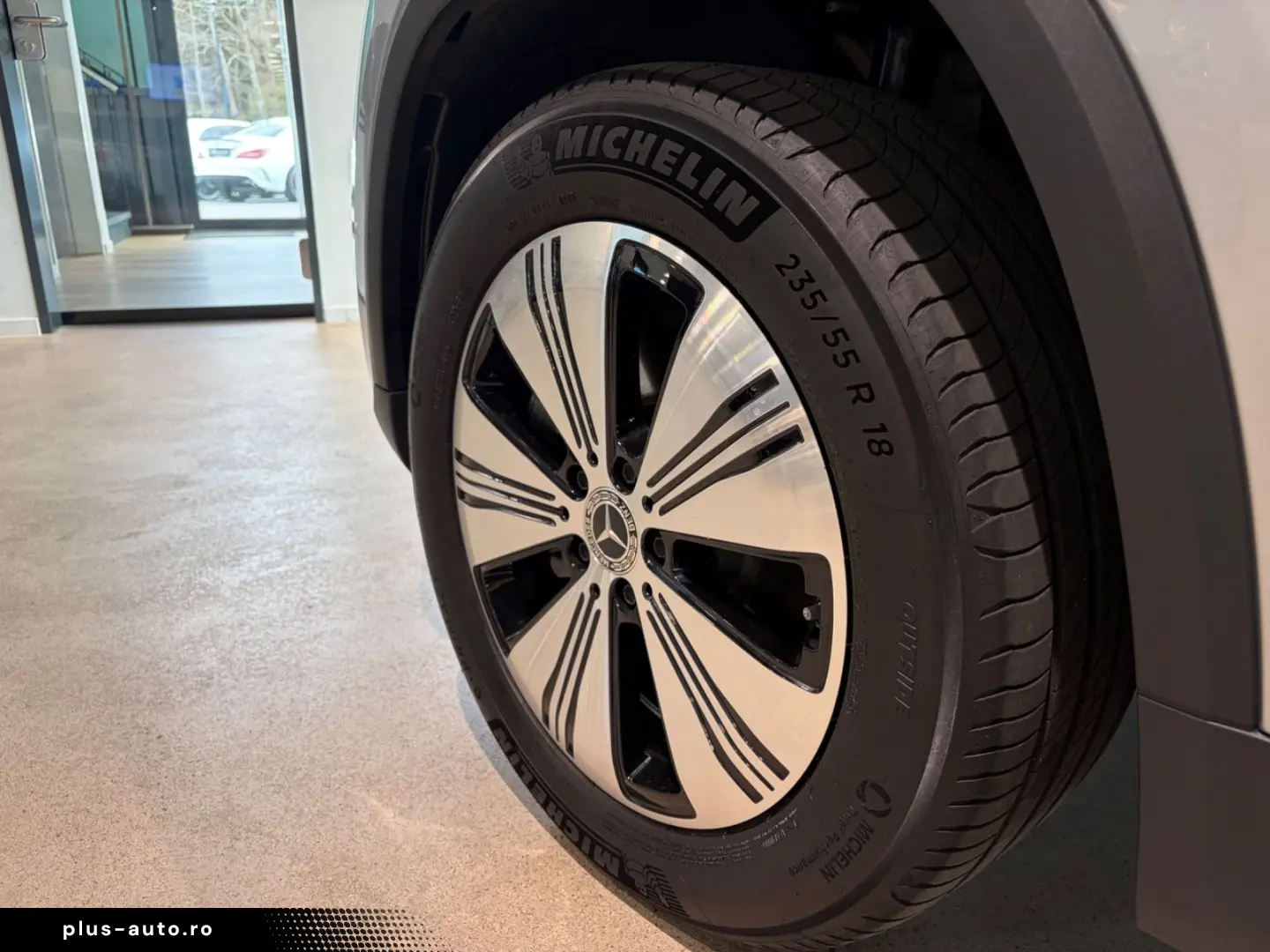 MERCEDES-BENZ EQA 300 4M KEYLESS