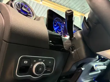 MERCEDES-BENZ EQA 300 4M KEYLESS