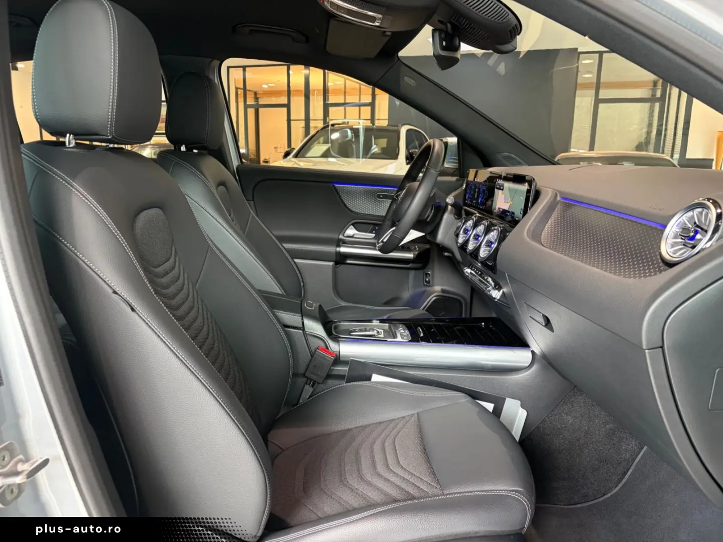 MERCEDES-BENZ EQA 300 4M KEYLESS