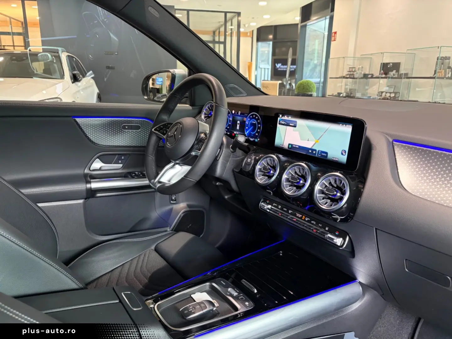 MERCEDES-BENZ EQA 300 4M KEYLESS