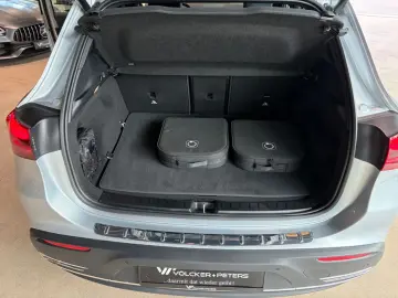 MERCEDES-BENZ EQA 300 4M KEYLESS