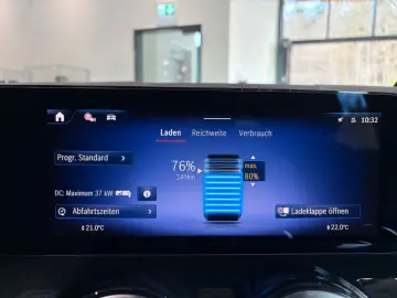 MERCEDES-BENZ EQA 300 4M KEYLESS