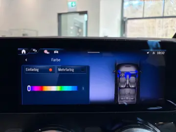 MERCEDES-BENZ EQA 300 4M KEYLESS