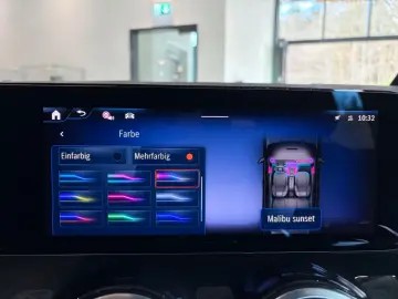 MERCEDES-BENZ EQA 300 4M KEYLESS