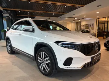 MERCEDES-BENZ EQA 250 KEYLESS