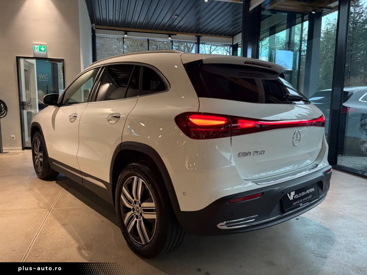 MERCEDES-BENZ EQA 250 KEYLESS