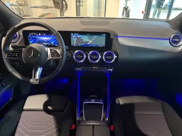 MERCEDES-BENZ EQA 250 KEYLESS