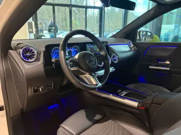 MERCEDES-BENZ EQA 250 KEYLESS