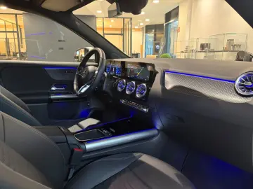 MERCEDES-BENZ EQA 250 KEYLESS