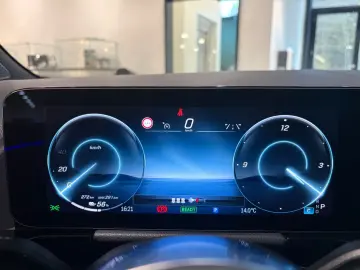 MERCEDES-BENZ EQA 250 KEYLESS