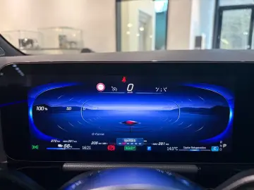 MERCEDES-BENZ EQA 250 KEYLESS