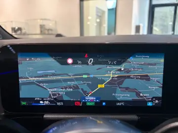 MERCEDES-BENZ EQA 250 KEYLESS