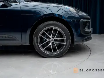 Porsche Macan PDK Sport Chrono SportsExhaust