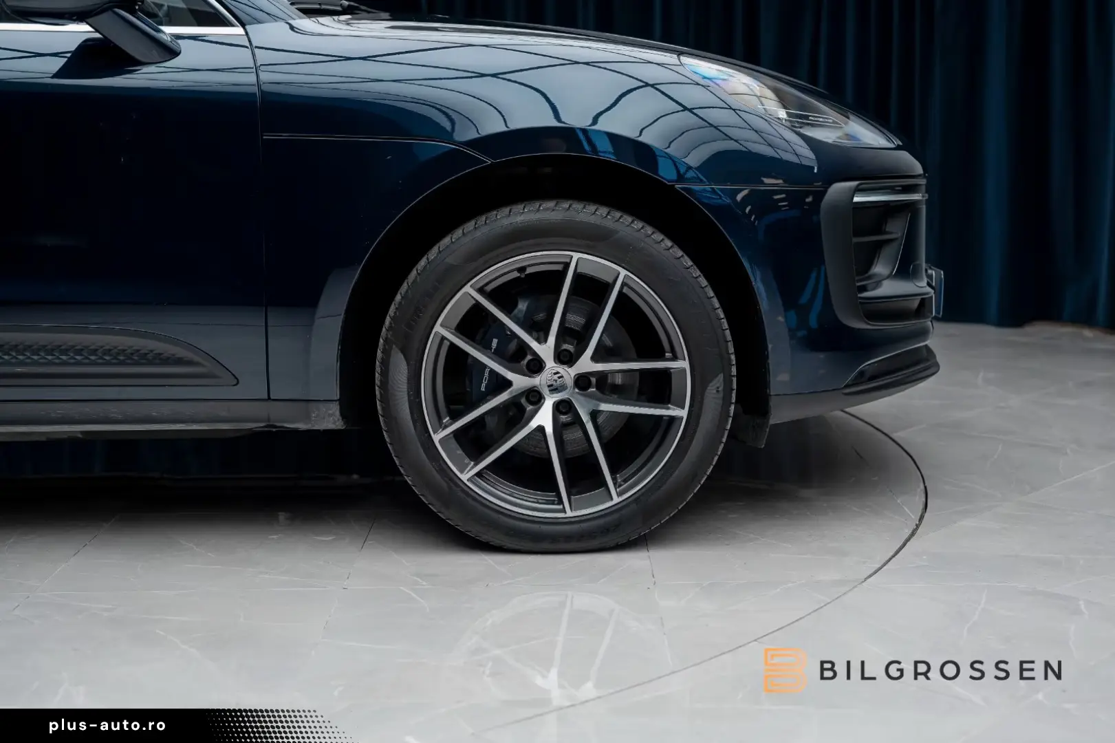 Porsche Macan PDK Sport Chrono SportsExhaust