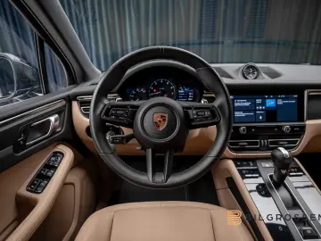 Porsche Macan PDK Sport Chrono SportsExhaust