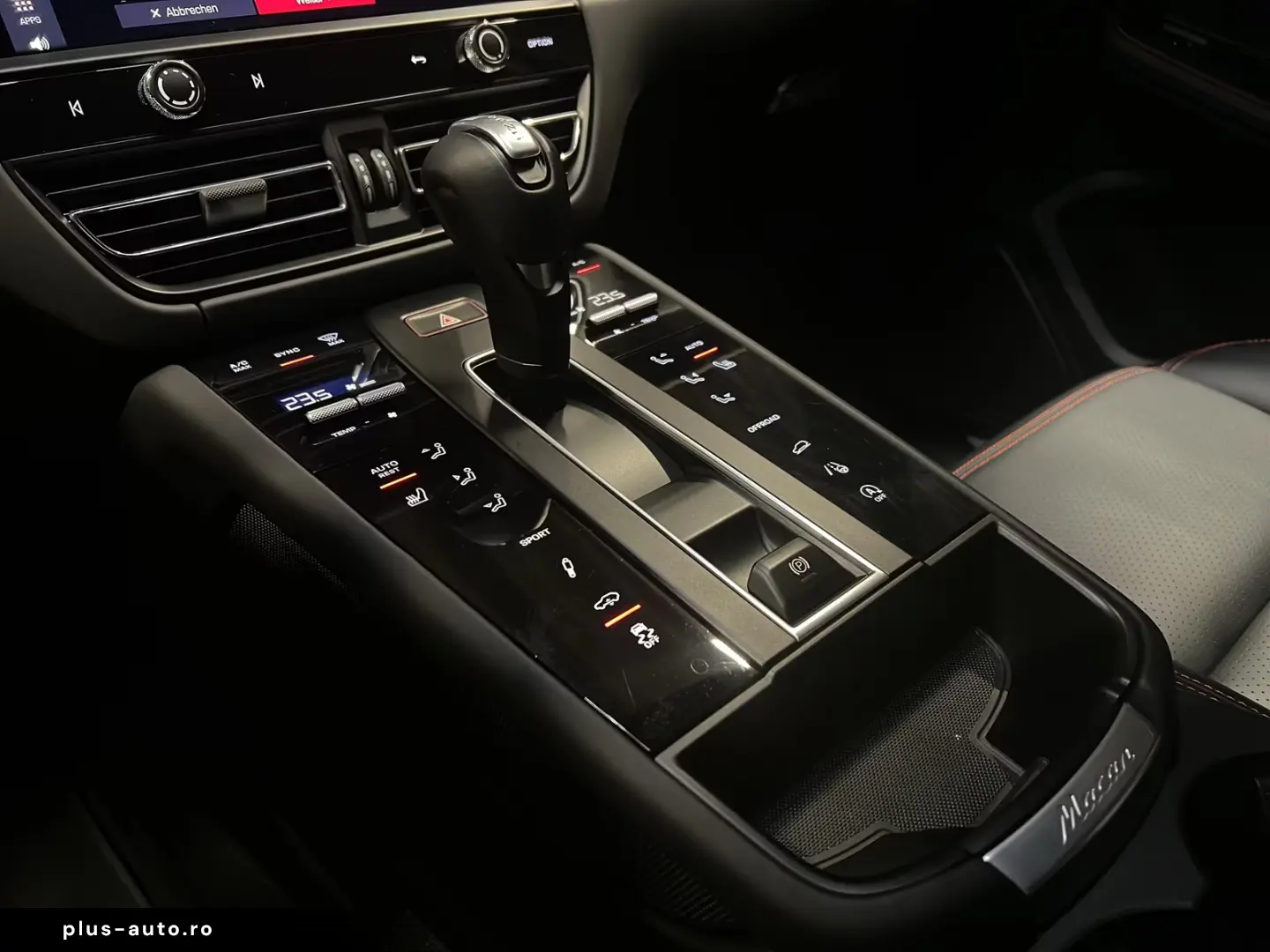 Porsche Macan S  Panorama