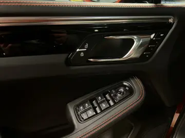 Porsche Macan S  Panorama