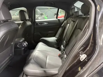 Alfa Romeo Giulia Ti Q4 MEMORY KAMERA NAVI ACC