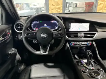 Alfa Romeo Giulia Ti Q4 MEMORY KAMERA NAVI ACC