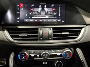 Alfa Romeo Giulia Ti Q4 MEMORY KAMERA NAVI ACC