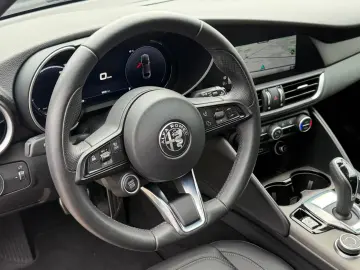 Alfa Romeo Giulia Ti Q4 MEMORY ACC NAVI KAMERA