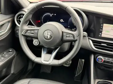 Alfa Romeo Giulia Ti Q4 MEMORY ACC NAVI KAMERA
