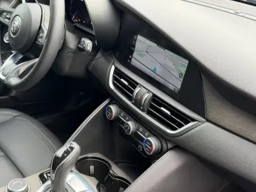 Alfa Romeo Giulia Ti Q4 MEMORY ACC NAVI KAMERA