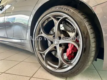Alfa Romeo Giulia Quadrifoglio 2.9 V6 Bi-Turbo