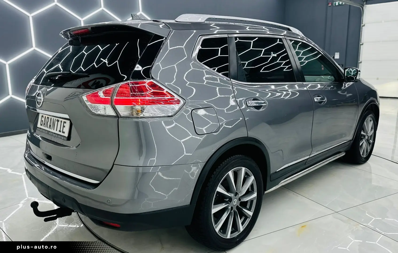 NISSAN X-TRAIL 2017 1.6i E6 7 Locuri Garantie 12 Luni Rate A