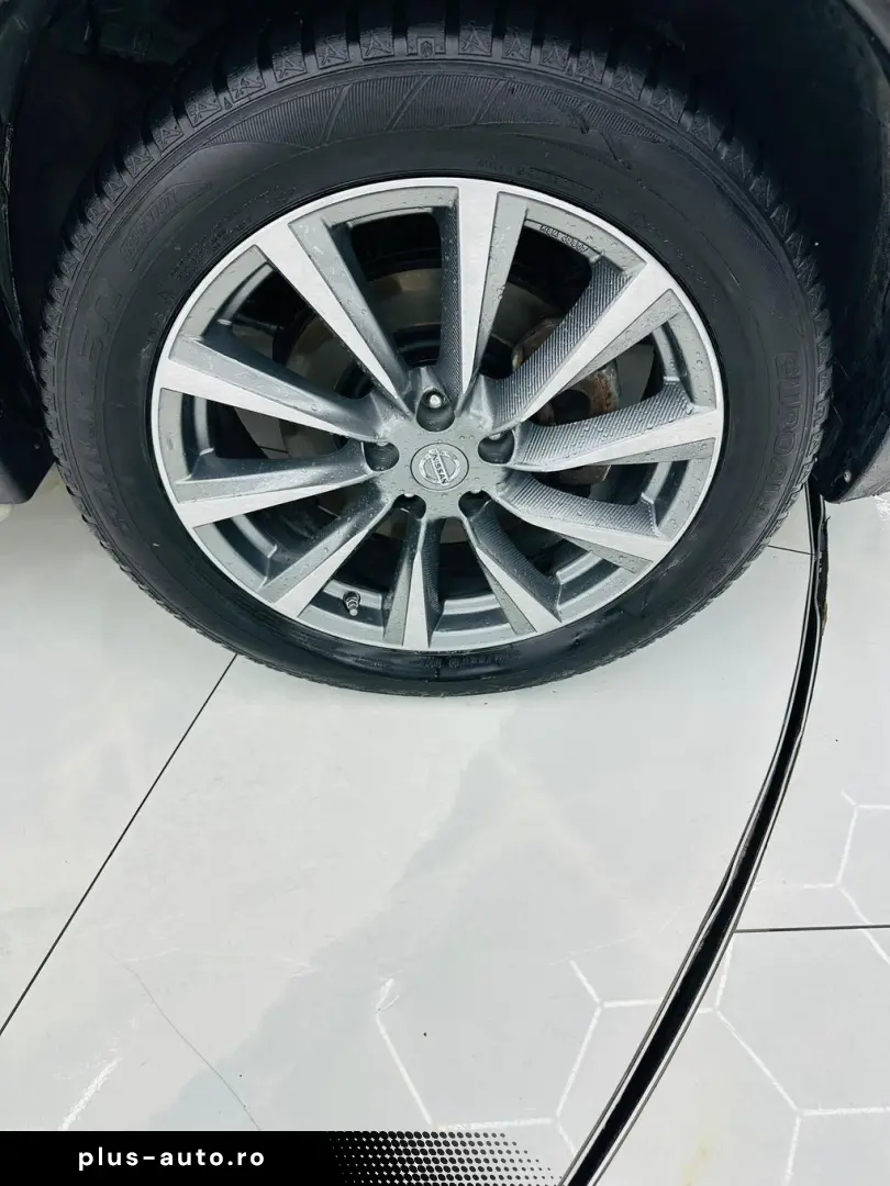 NISSAN X-TRAIL 2017 1.6i E6 7 Locuri Garantie 12 Luni Rate A