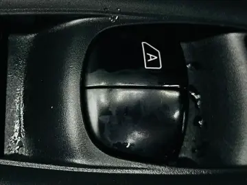 NISSAN X-TRAIL 2017 1.6i E6 7 Locuri Garantie 12 Luni Rate A