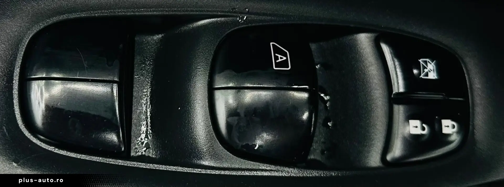 NISSAN X-TRAIL 2017 1.6i E6 7 Locuri Garantie 12 Luni Rate A