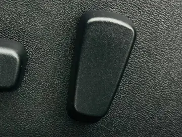 NISSAN X-TRAIL 2017 1.6i E6 7 Locuri Garantie 12 Luni Rate A