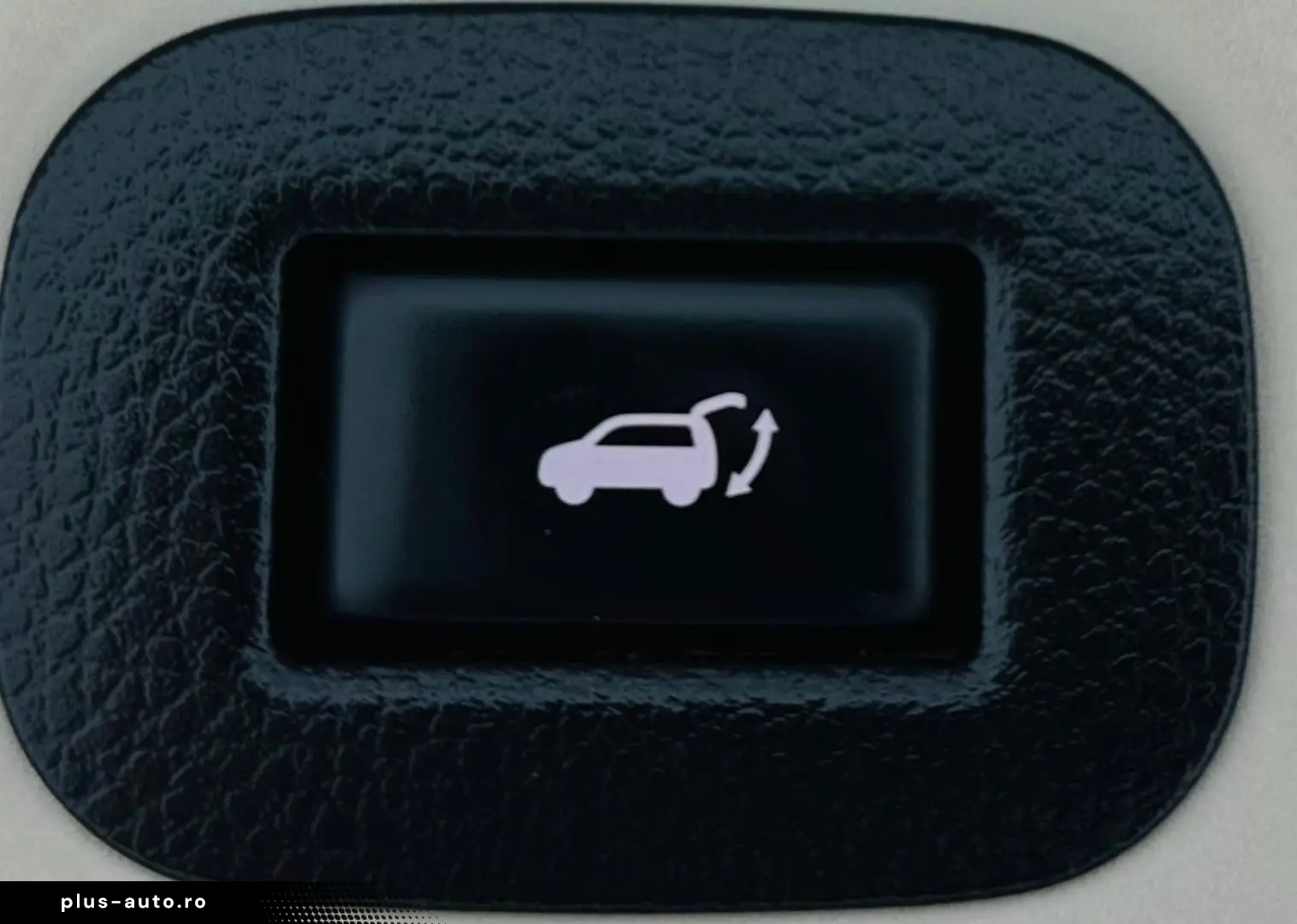 NISSAN X-TRAIL 2017 1.6i E6 7 Locuri Garantie 12 Luni Rate A