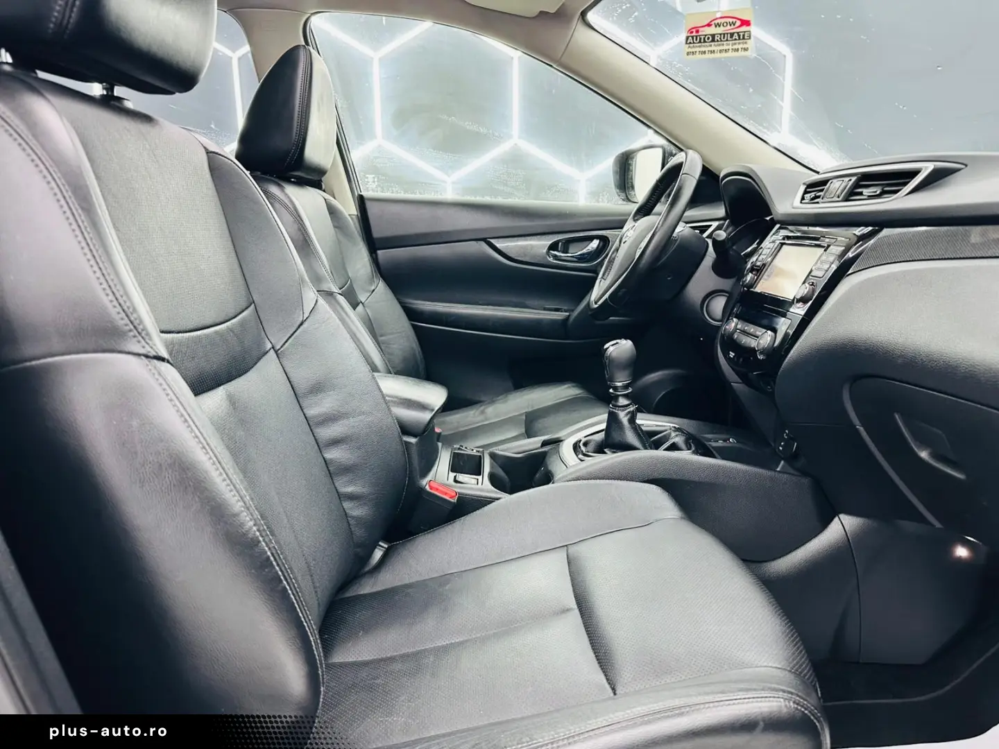 NISSAN X-TRAIL 2017 1.6i E6 7 Locuri Garantie 12 Luni Rate A