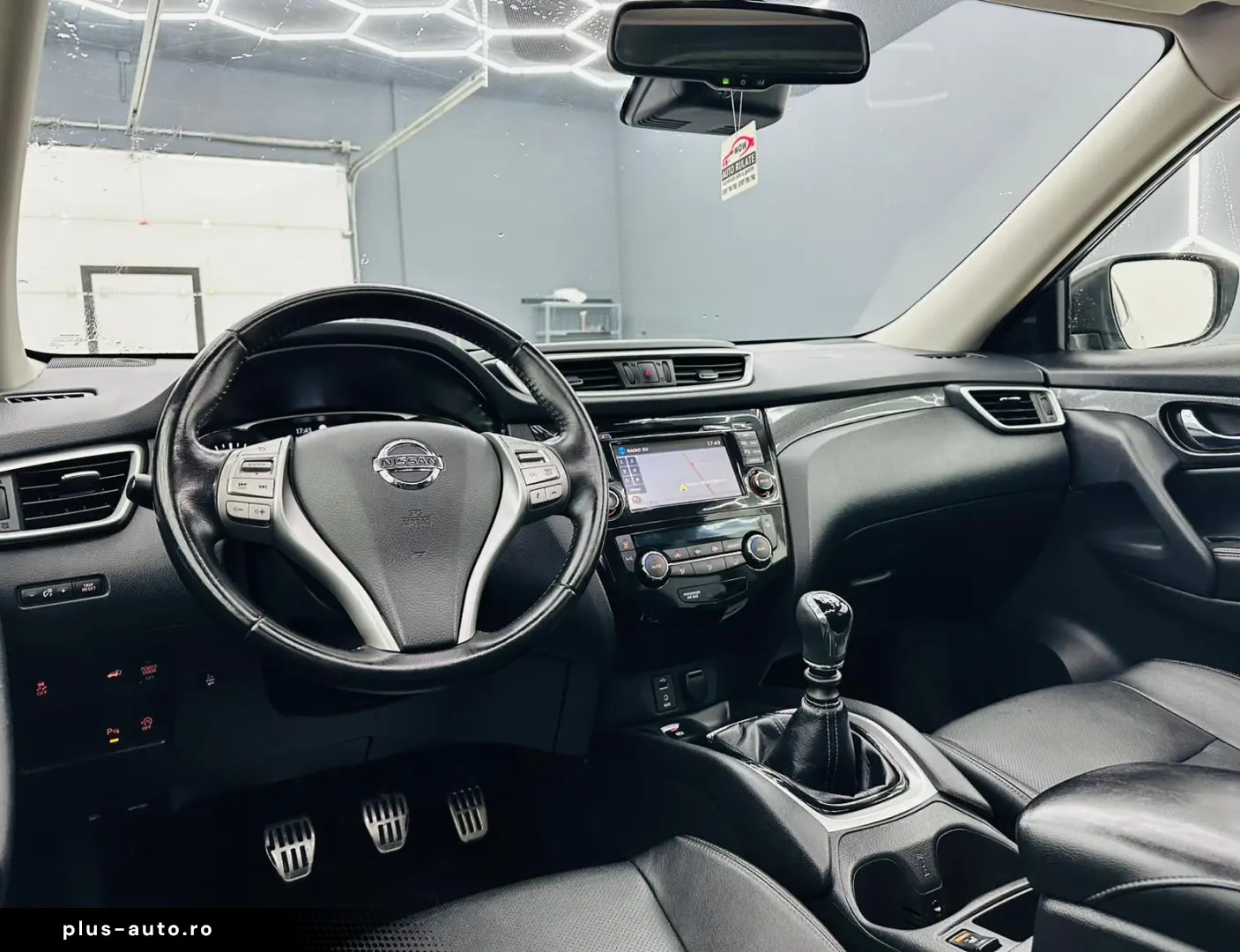 NISSAN X-TRAIL 2017 1.6i E6 7 Locuri Garantie 12 Luni Rate A