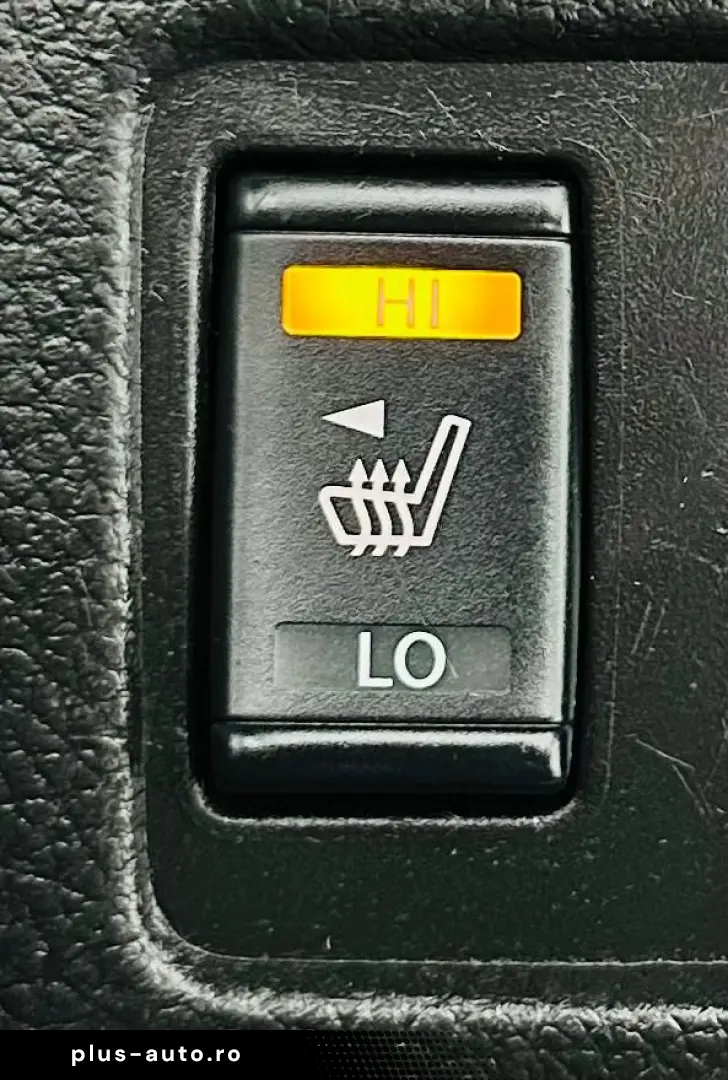 NISSAN X-TRAIL 2017 1.6i E6 7 Locuri Garantie 12 Luni Rate A