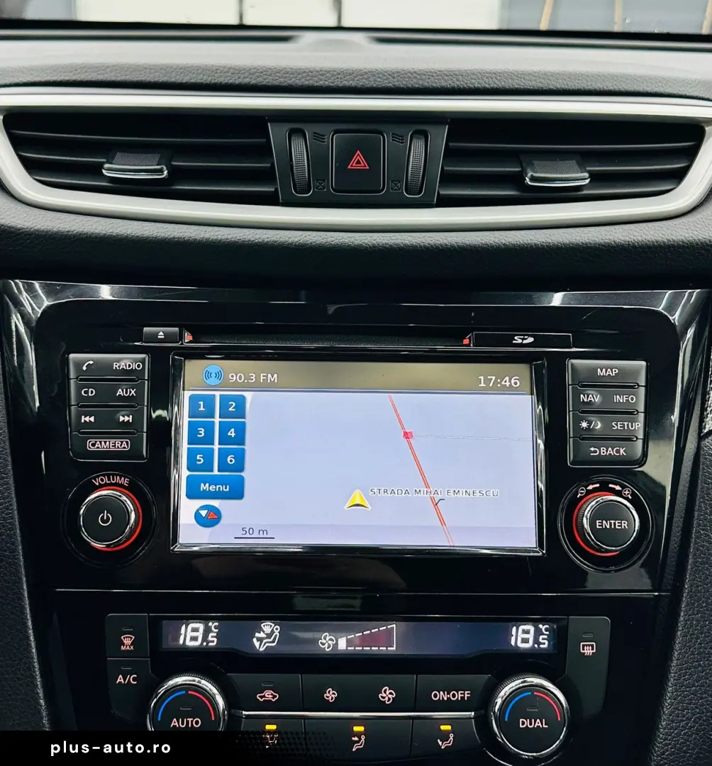 NISSAN X-TRAIL 2017 1.6i E6 7 Locuri Garantie 12 Luni Rate A