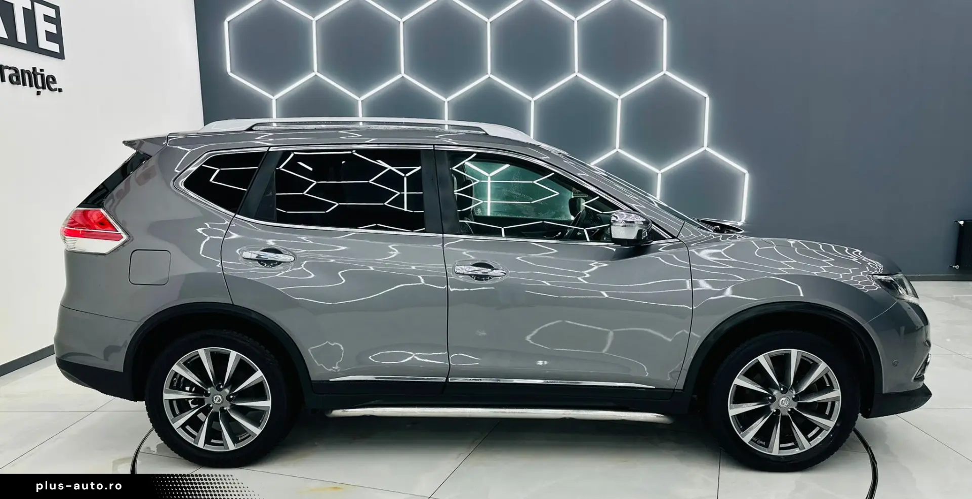 NISSAN X-TRAIL 2017 1.6i E6 7 Locuri Garantie 12 Luni Rate A