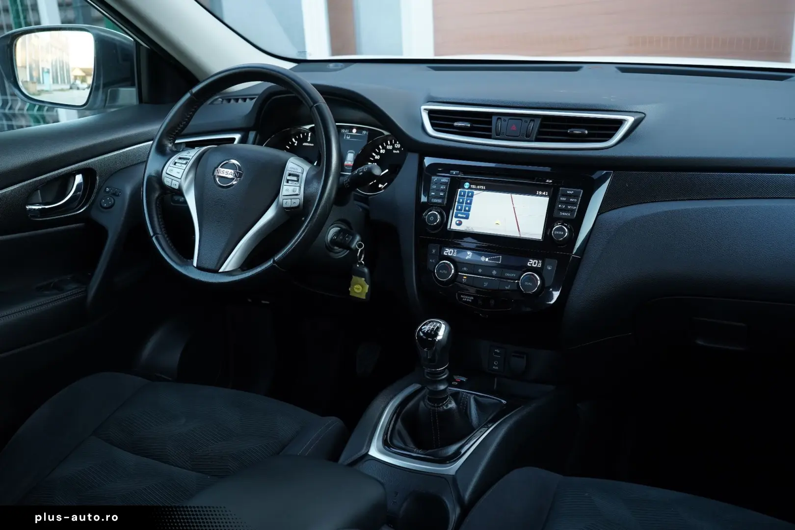 Nissan X-Trail Gen-Iii-2014