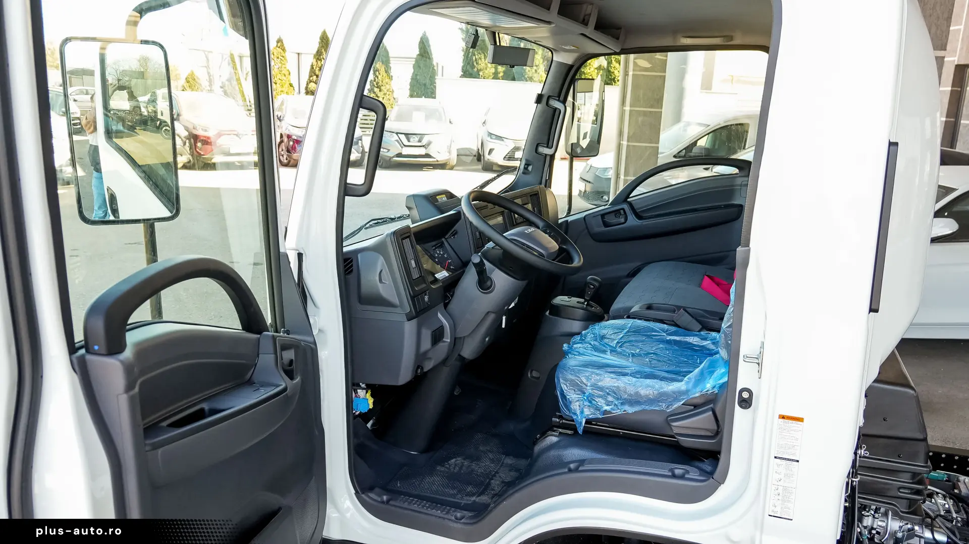 ISUZU M30 7 5 tone - Leasing dobanda 0%