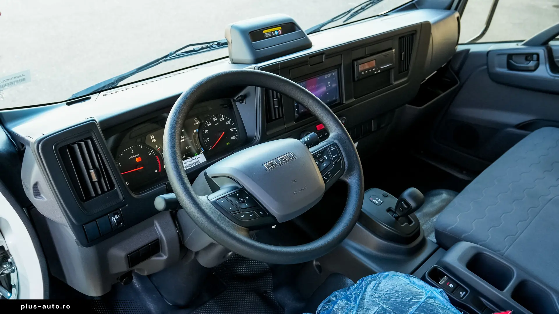 ISUZU M30 7 5 tone - Leasing dobanda 0%