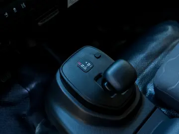 ISUZU M30 7 5 tone - Leasing dobanda 0%