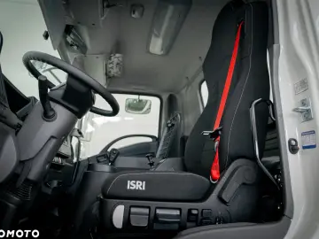 ISUZU F10  10-14 tone