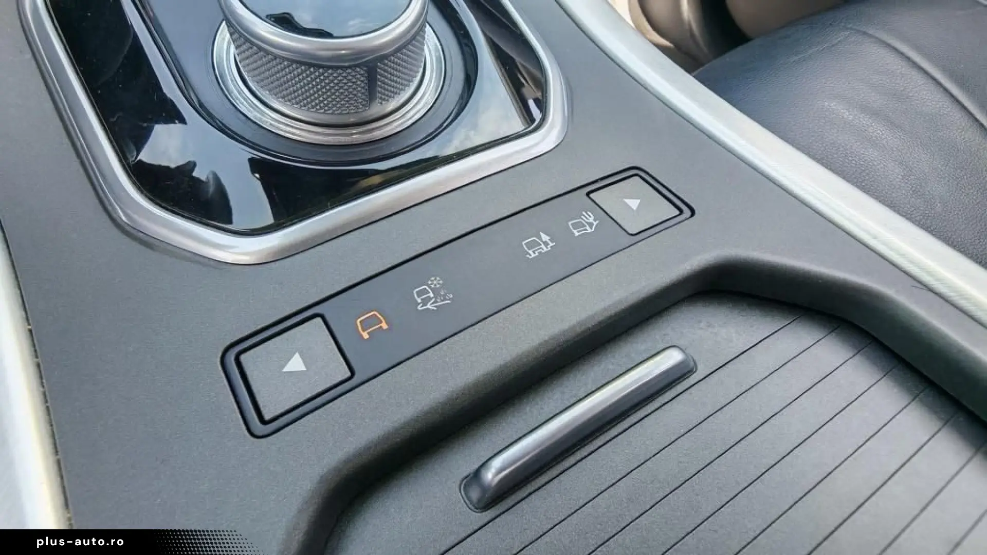 Land-Rover Range-Rover-Evoque Gen-I-2012-2018