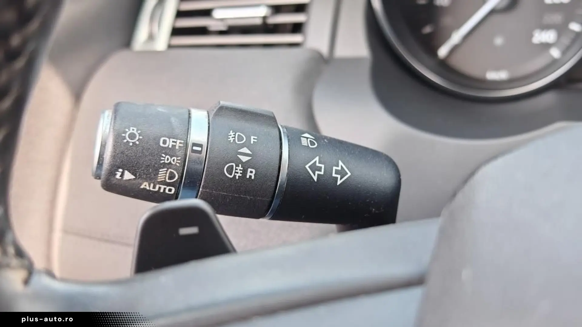 Land-Rover Range-Rover-Evoque Gen-I-2012-2018