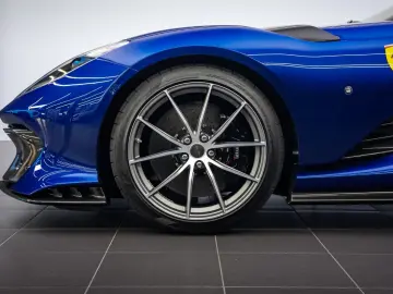 FERRARI 812 Competizione ATELIER 1 OF 1 CARBON LIFT CAM