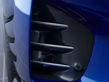 FERRARI 812 Competizione ATELIER 1 OF 1 CARBON LIFT CAM